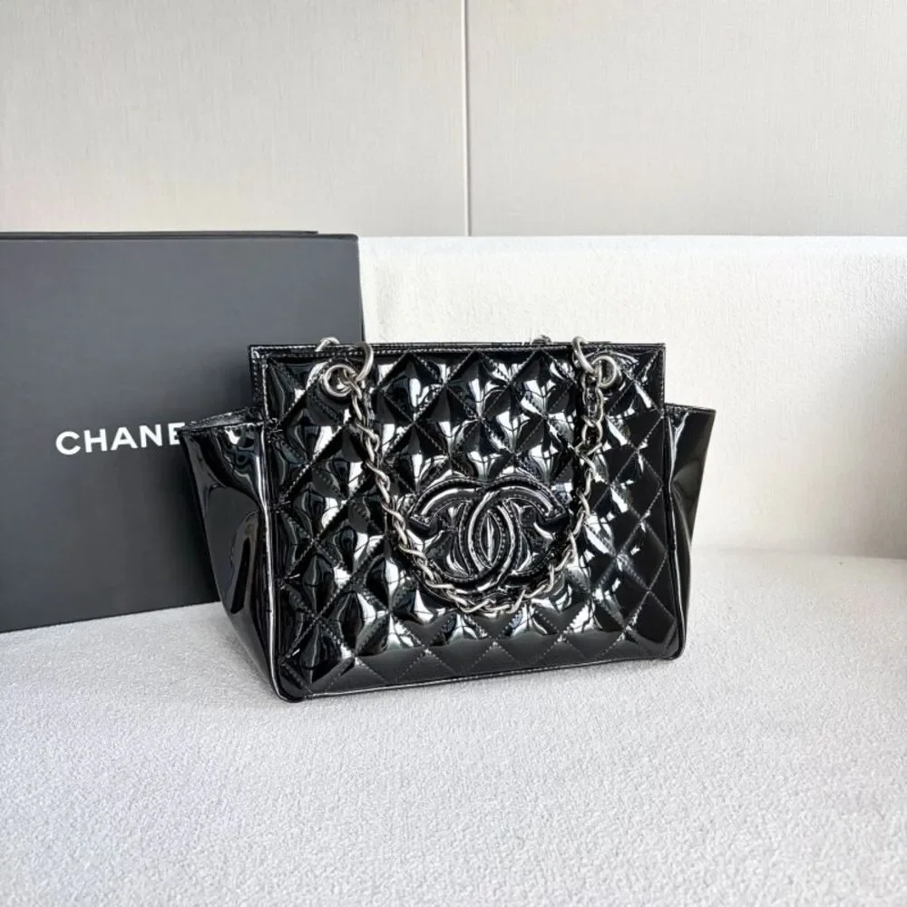 Chanel Women Pre-Loved Bag Very Good Condition